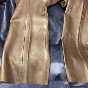 Lambleather  paints as size 2 length 28 inch side wide legs